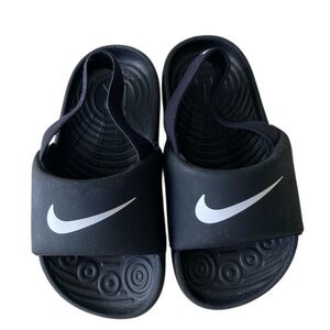 Toddler Boy’s Nike Black Sandals
